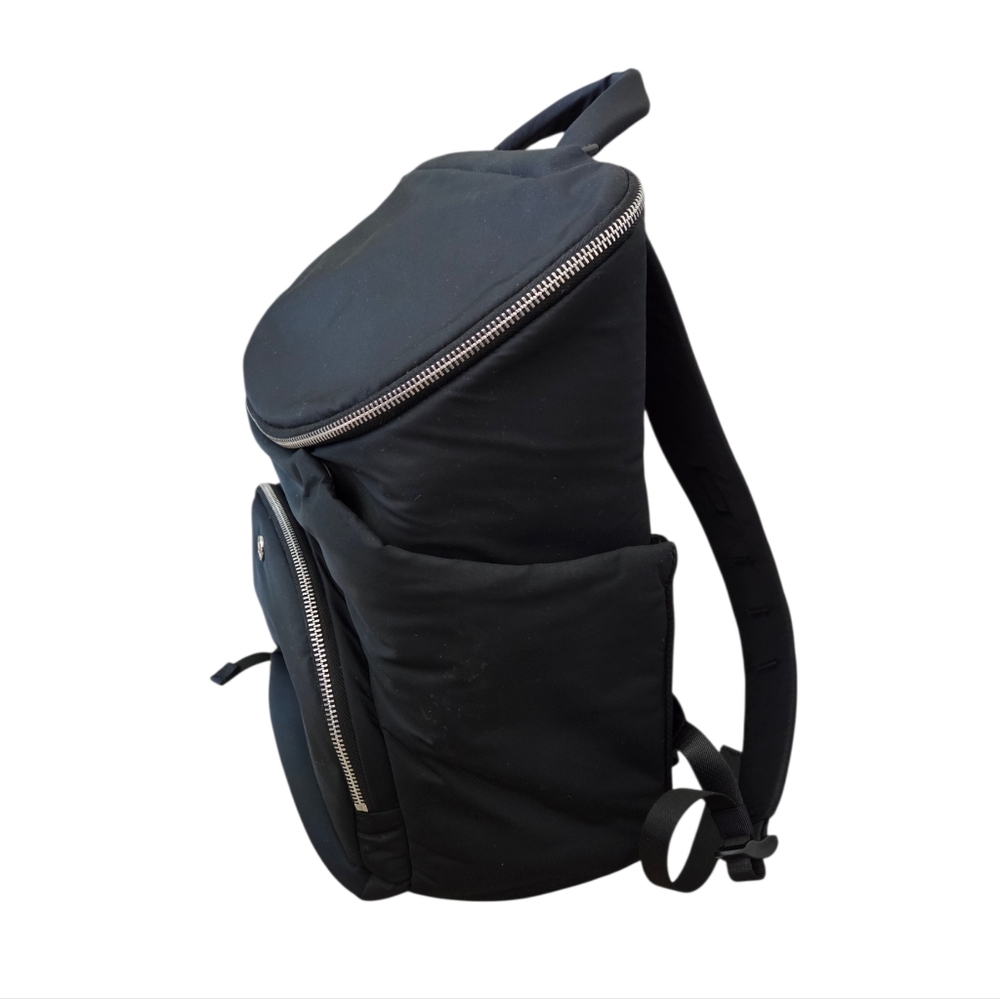 lululemon athletica Black New Parent Backpack 17L Diaper Bag - Picture 7 of 10